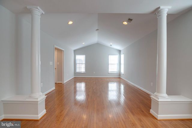 13515 LAMIUM LN, Centreville, VA 20120