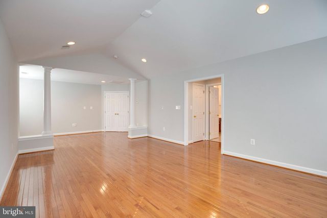 13515 LAMIUM LN, Centreville, VA 20120