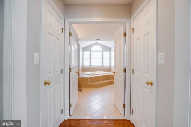 13515 LAMIUM LN, Centreville, VA 20120