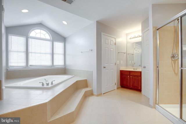 13515 LAMIUM LN, Centreville, VA 20120