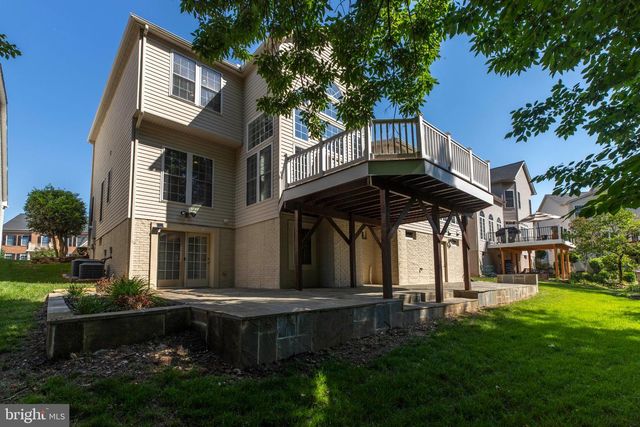 13515 LAMIUM LN, Centreville, VA 20120