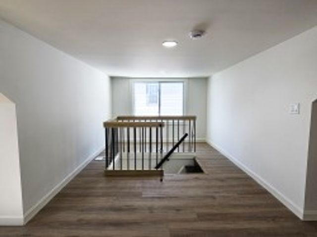 806 Ridge Ave, Jeannette, PA 15644