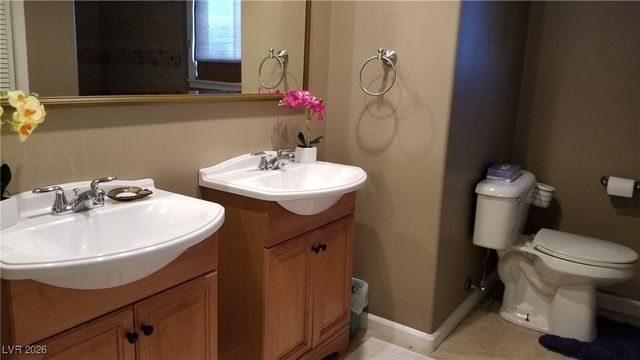 7015 EL PARQUE Avenue, Las Vegas, NV 89117