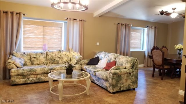 7015 EL PARQUE Avenue, Las Vegas, NV 89117