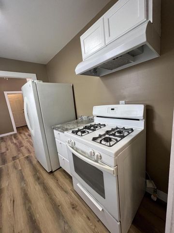 614 11th STREET, Racine, WI 53403