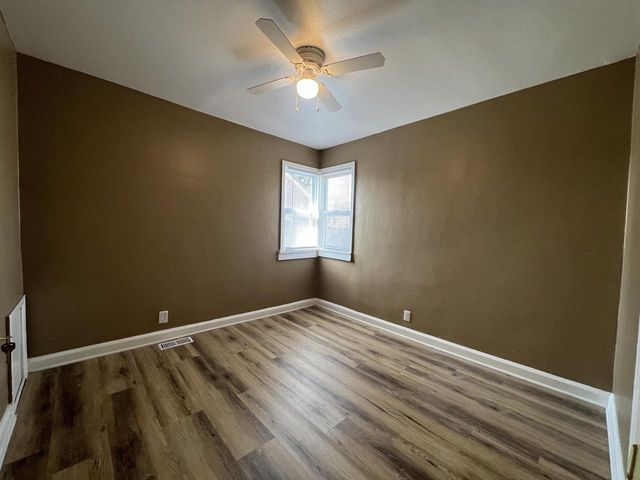 614 11th STREET, Racine, WI 53403