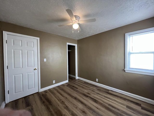 614 11th STREET, Racine, WI 53403