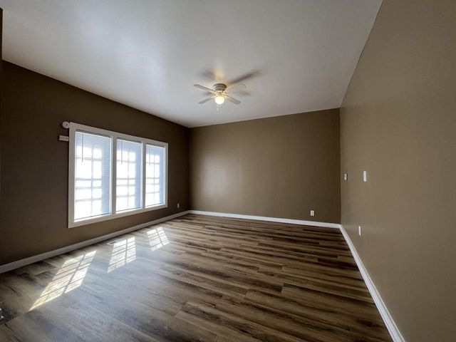 614 11th STREET, Racine, WI 53403