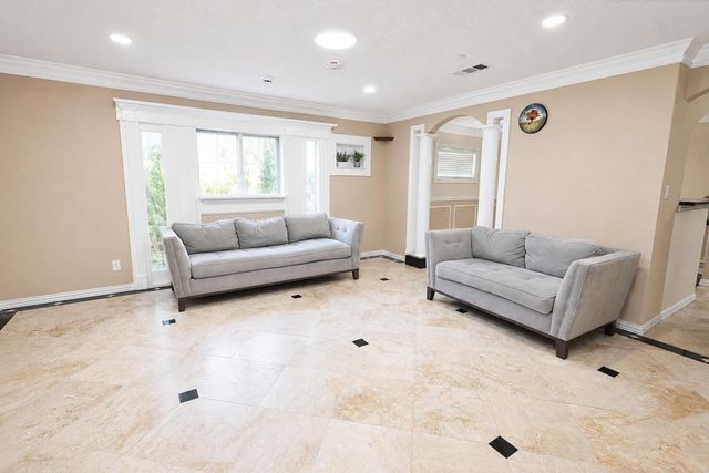 2114 Penny Lake Drive, Wallis, TX 77485