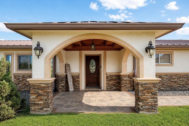 2114 Penny Lake Drive, Wallis, TX 77485