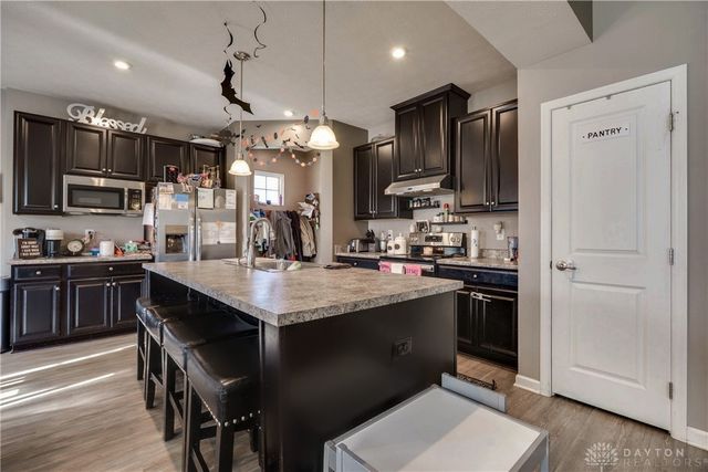 7368 Timber Wolf Drive, Franklin, OH 45005