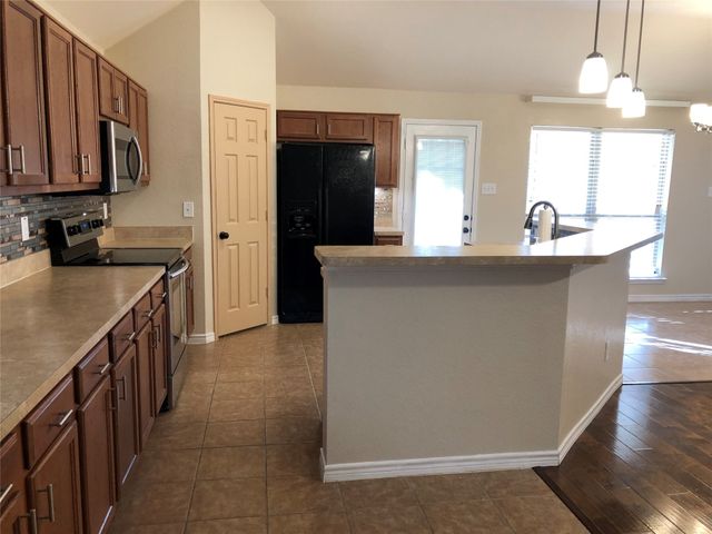 4005 Vista Greens Drive, Fort Worth, TX 76244