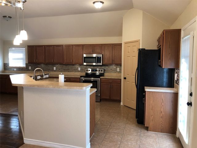 4005 Vista Greens Drive, Fort Worth, TX 76244