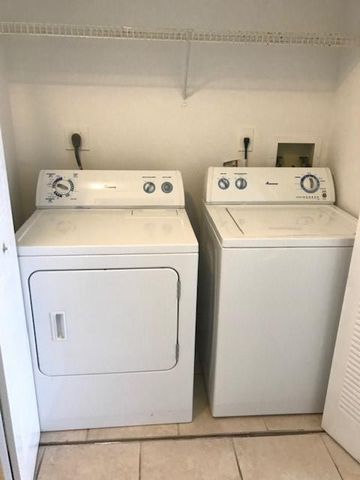 2647 NW 33rd Street 2310, Oakland Park, FL 33309