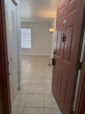 2647 NW 33rd Street 2310, Oakland Park, FL 33309