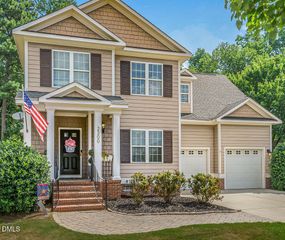 2300 Larkhaven Court, Fayetteville, NC 28303