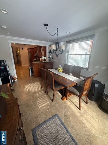 413 21st Street, Union City, NJ 07087