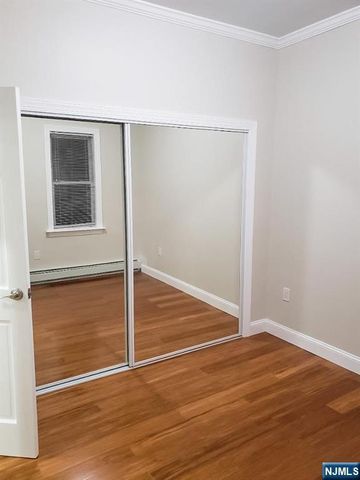 413 21st Street, Union City, NJ 07087