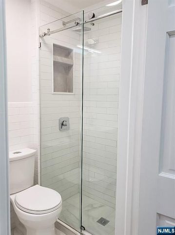 413 21st Street, Union City, NJ 07087