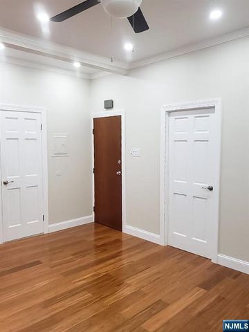 413 21st Street, Union City, NJ 07087