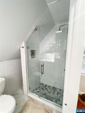 413 21st Street, Union City, NJ 07087