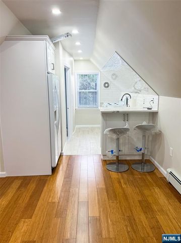 413 21st Street, Union City, NJ 07087