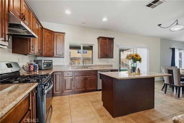 1957 Murrieta Road, Perris, CA 92571