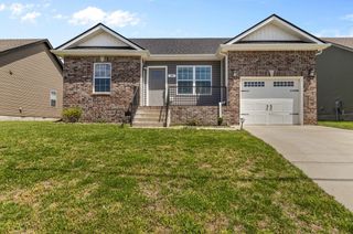 124 Ambridge St, Oak Grove, KY 42262