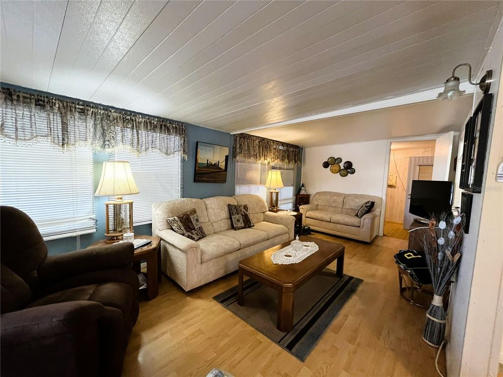 Image 4 of property listing at 1807 IOWA AVENUE, Bradenton, FL 34207