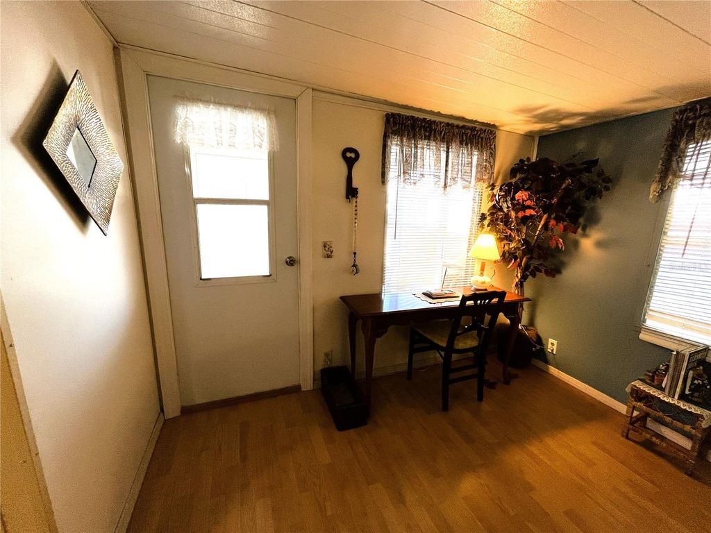 Image 6 of property listing at 1807 IOWA AVENUE, Bradenton, FL 34207