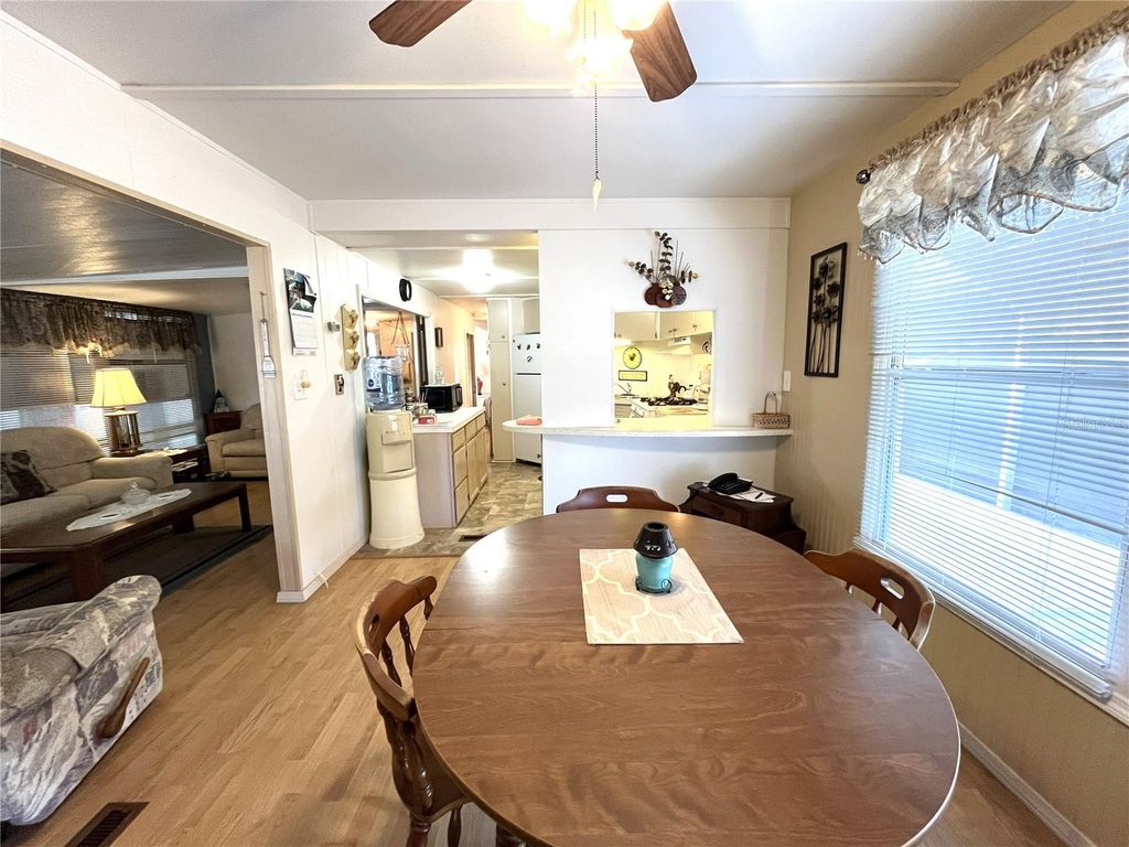 Image 7 of property listing at 1807 IOWA AVENUE, Bradenton, FL 34207