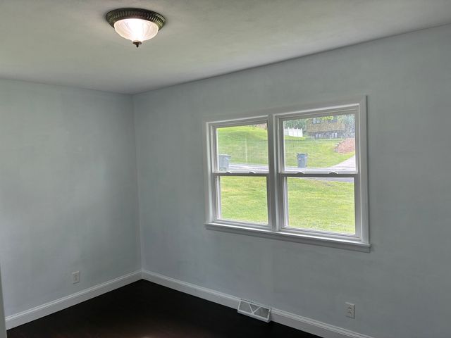 9020 27th Street, Milan, IL 61264