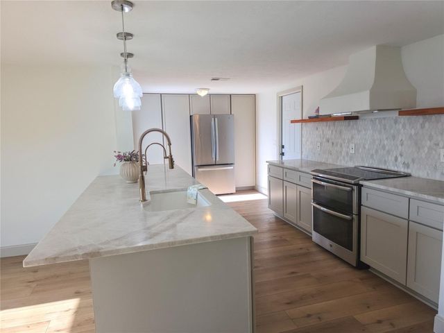 505 RED MANGROVE LANE, Apollo Beach, FL 33572