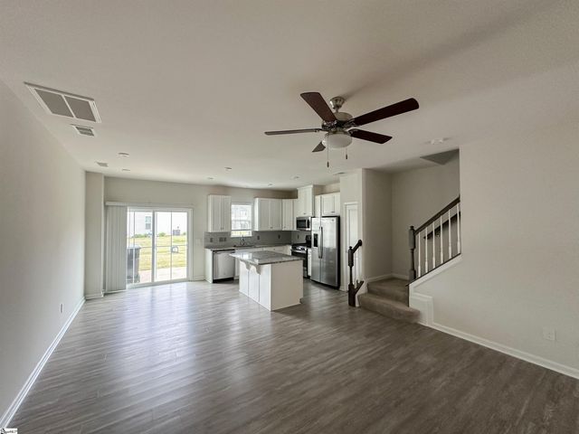 204 Roudwood Drive, Simpsonville, SC 29680