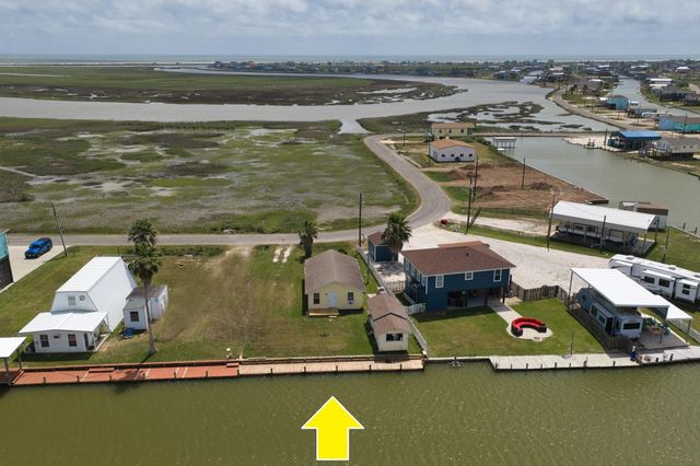 155 Neptune, Sargent, TX 77414
