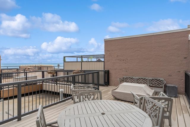 540 N Lake Shore Drive 718-719, Chicago, IL 60611