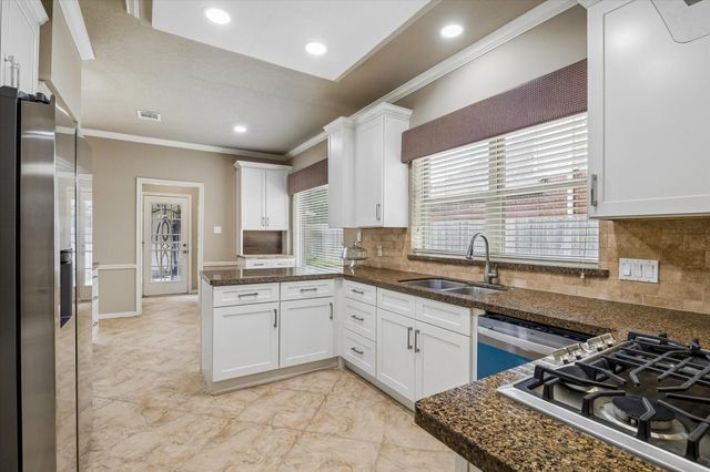 15835 Echo Lodge Drive, Houston, TX 77095