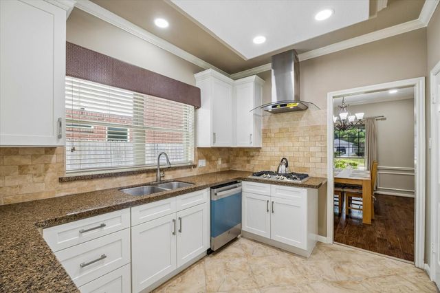 15835 Echo Lodge Drive, Houston, TX 77095