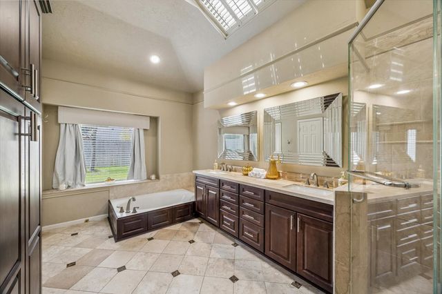 15835 Echo Lodge Drive, Houston, TX 77095