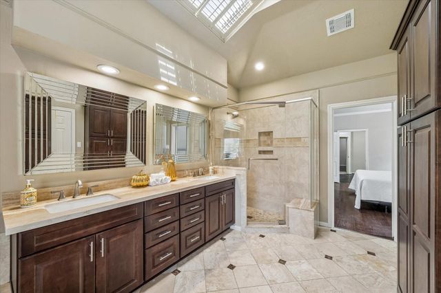 15835 Echo Lodge Drive, Houston, TX 77095
