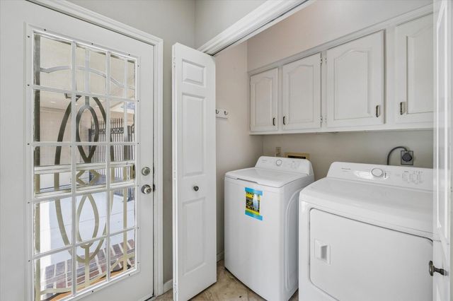 15835 Echo Lodge Drive, Houston, TX 77095