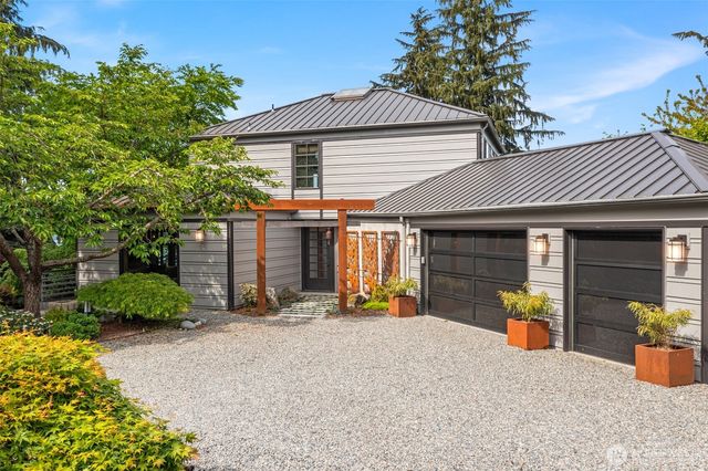 6814 SW Maury Park Rd, Vashon, WA 98070