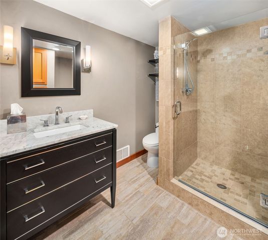 6814 SW Maury Park Rd, Vashon, WA 98070