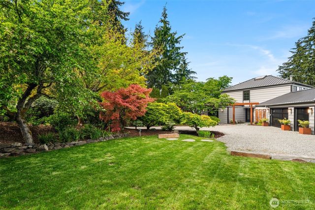6814 SW Maury Park Rd, Vashon, WA 98070