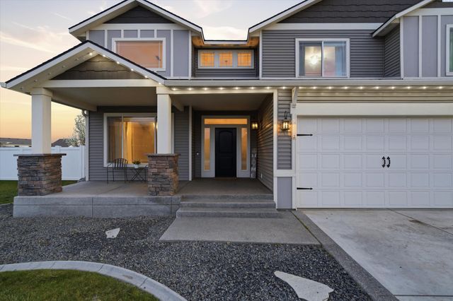 5714 Santa Fe Ln, Pasco, WA 99301