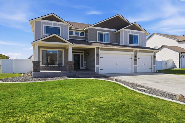 5714 Santa Fe Ln, Pasco, WA 99301