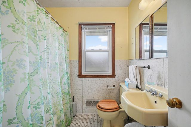 8837 Abbott Avenue S, Bloomington, MN 55431