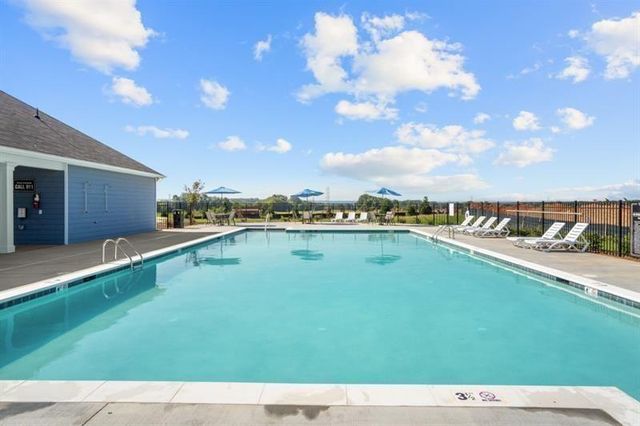 604 Mountaintop Road, Cartersville, GA 30120