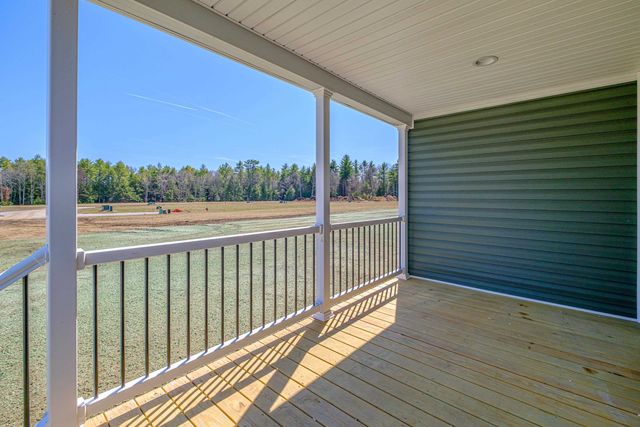 68 Diamondback Drive, Rochester, NH 03868