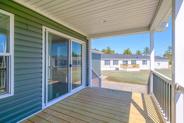 68 Diamondback Drive, Rochester, NH 03868